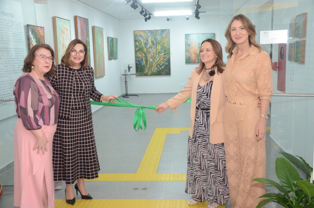 Secretária da Cultura de Campo Largo. Dorotea Stoco , Cristiane Chemim , vice prefeita de Campo Largo